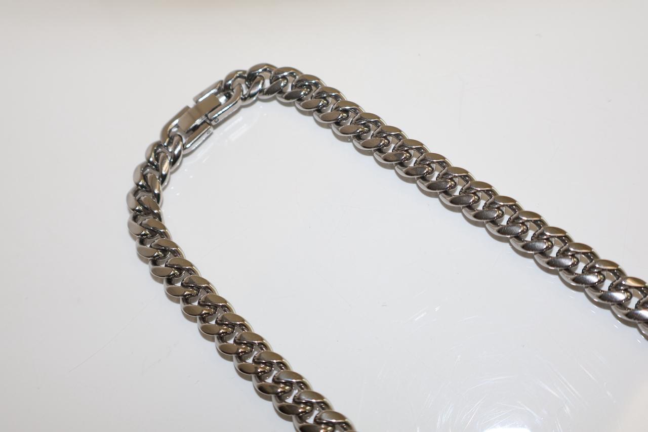 Cadena barbada gruesa