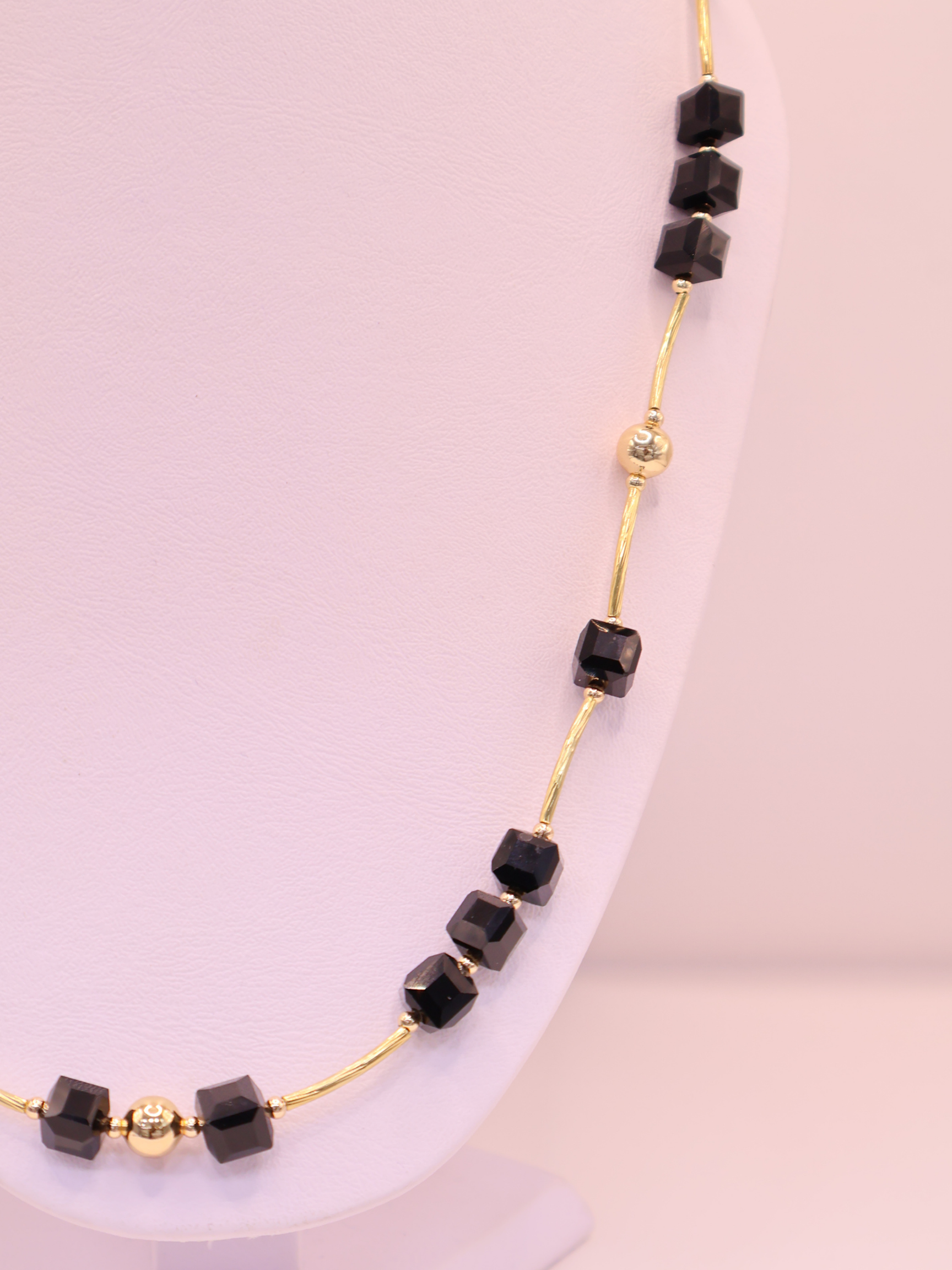 COLLAR NATURA 52