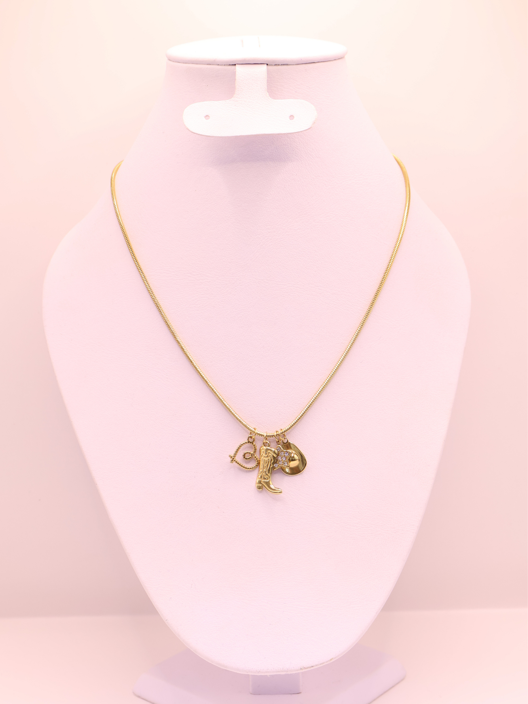 COLLAR 4