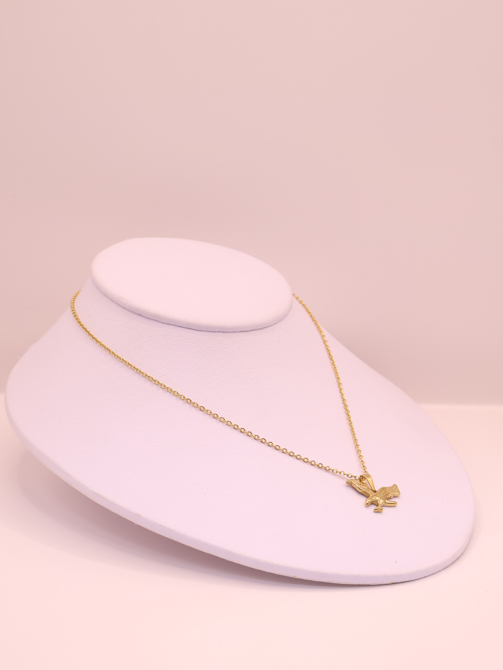 COLLAR 19