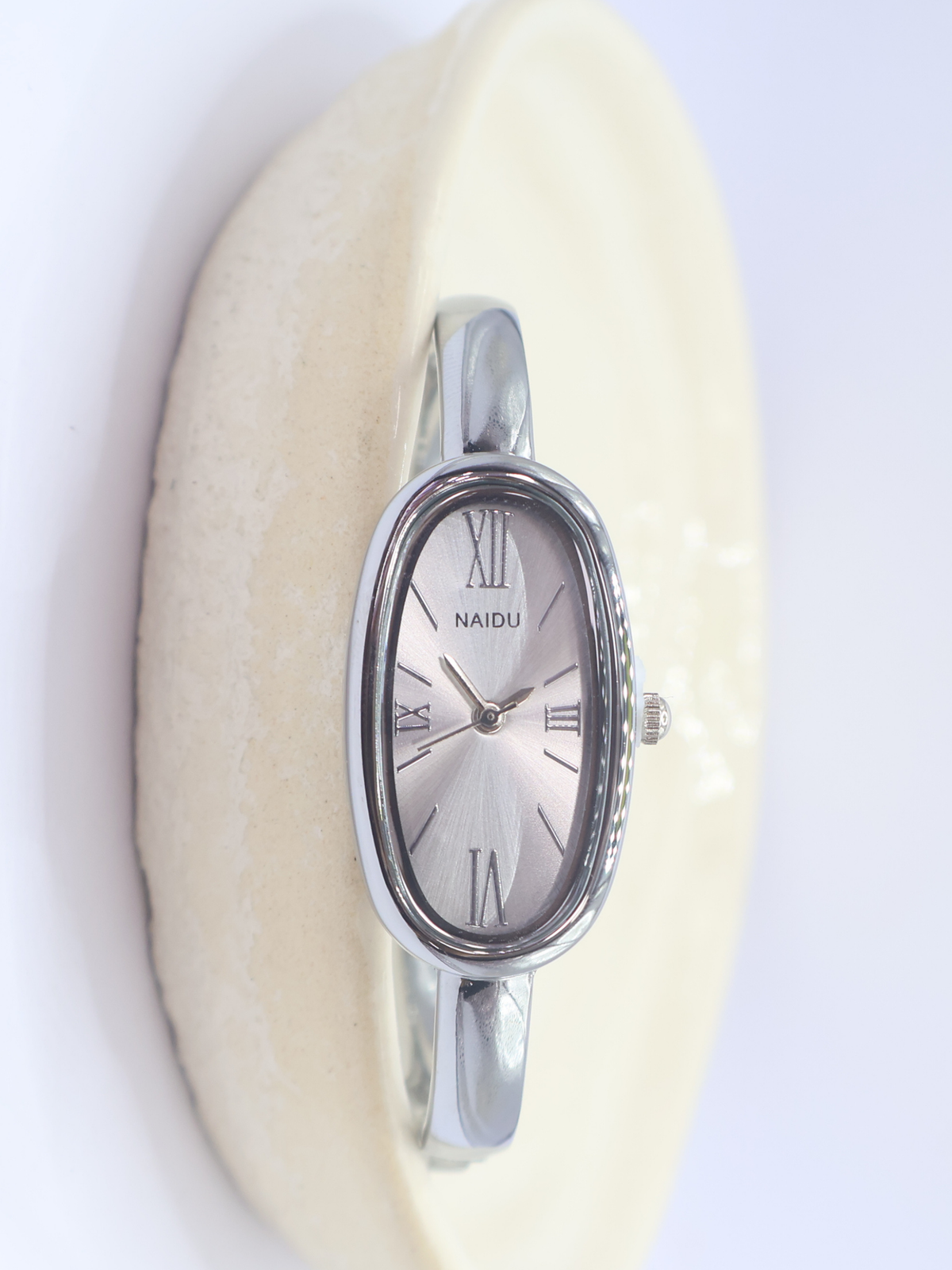 RELOJ 51