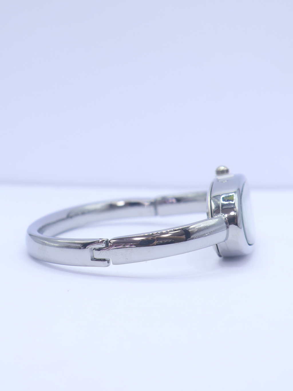 RELOJ 51