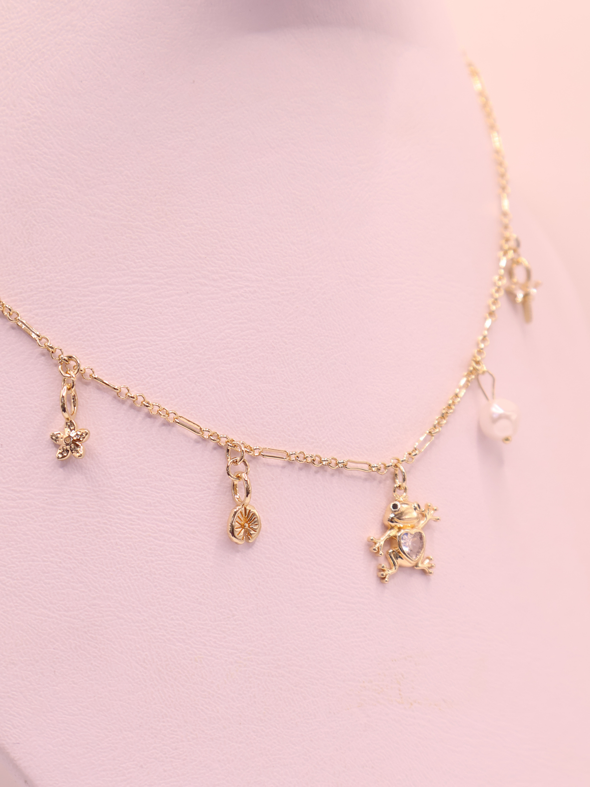 COLLAR 86