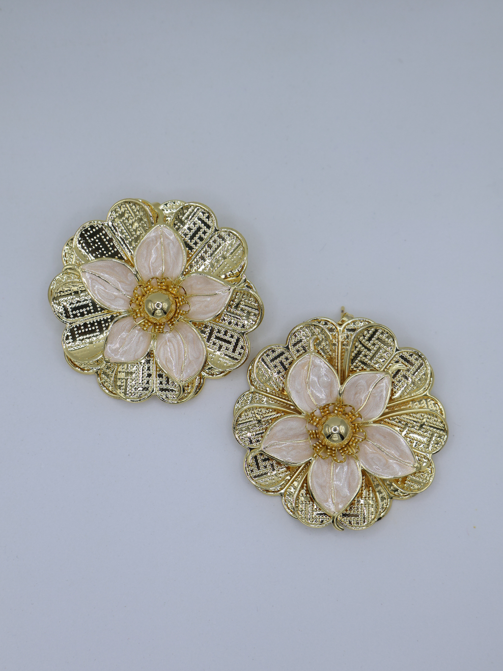 Aretes LOSTA