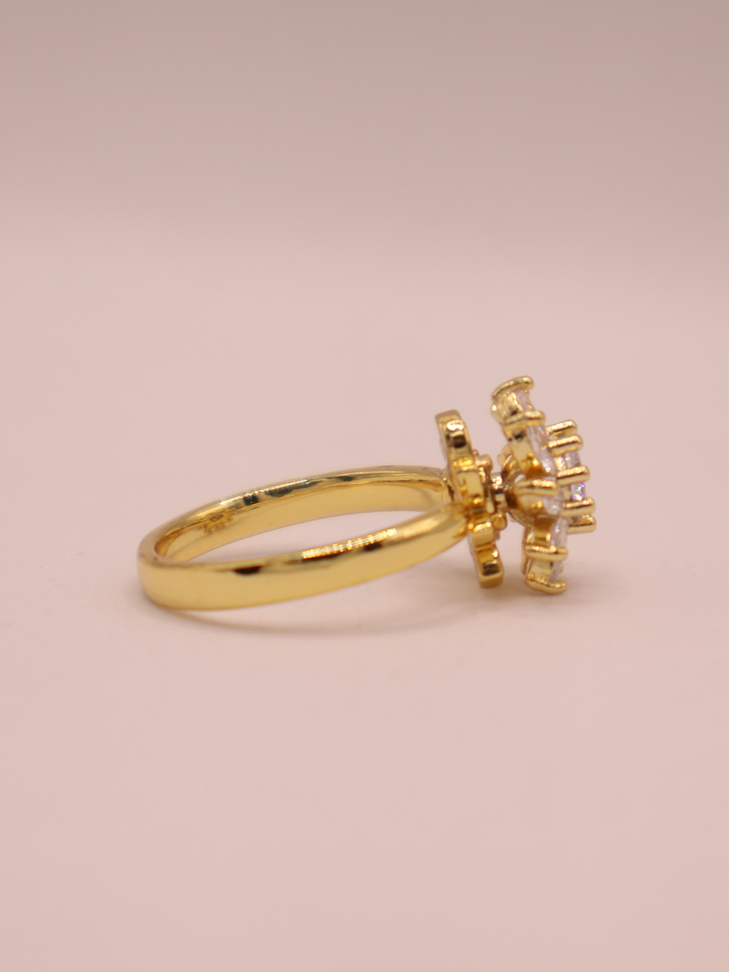 Anillo ISCHIA