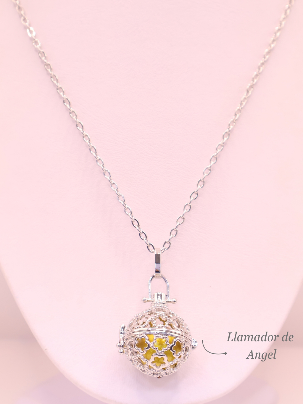 COLLAR LLAMADOR DE ÁNGEL 126