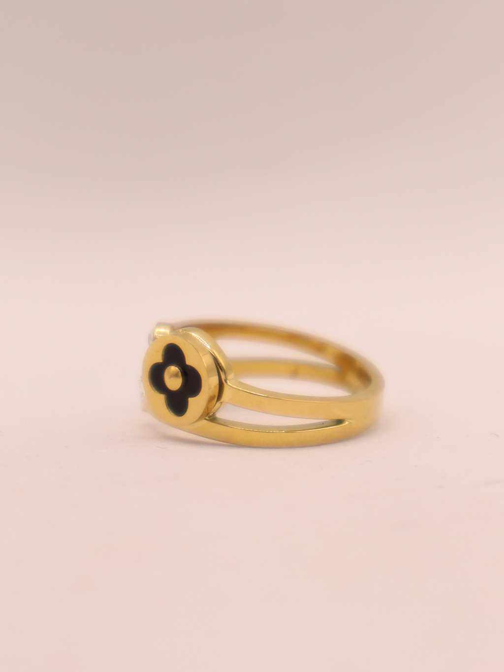 ANILLO 57