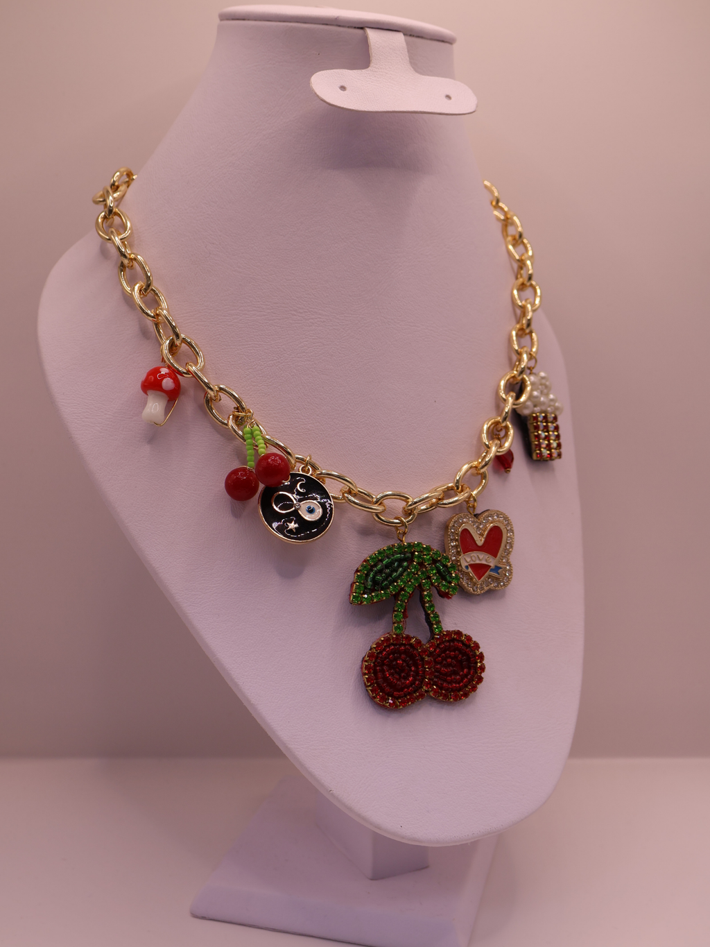 COLLAR ÚNICO COMO