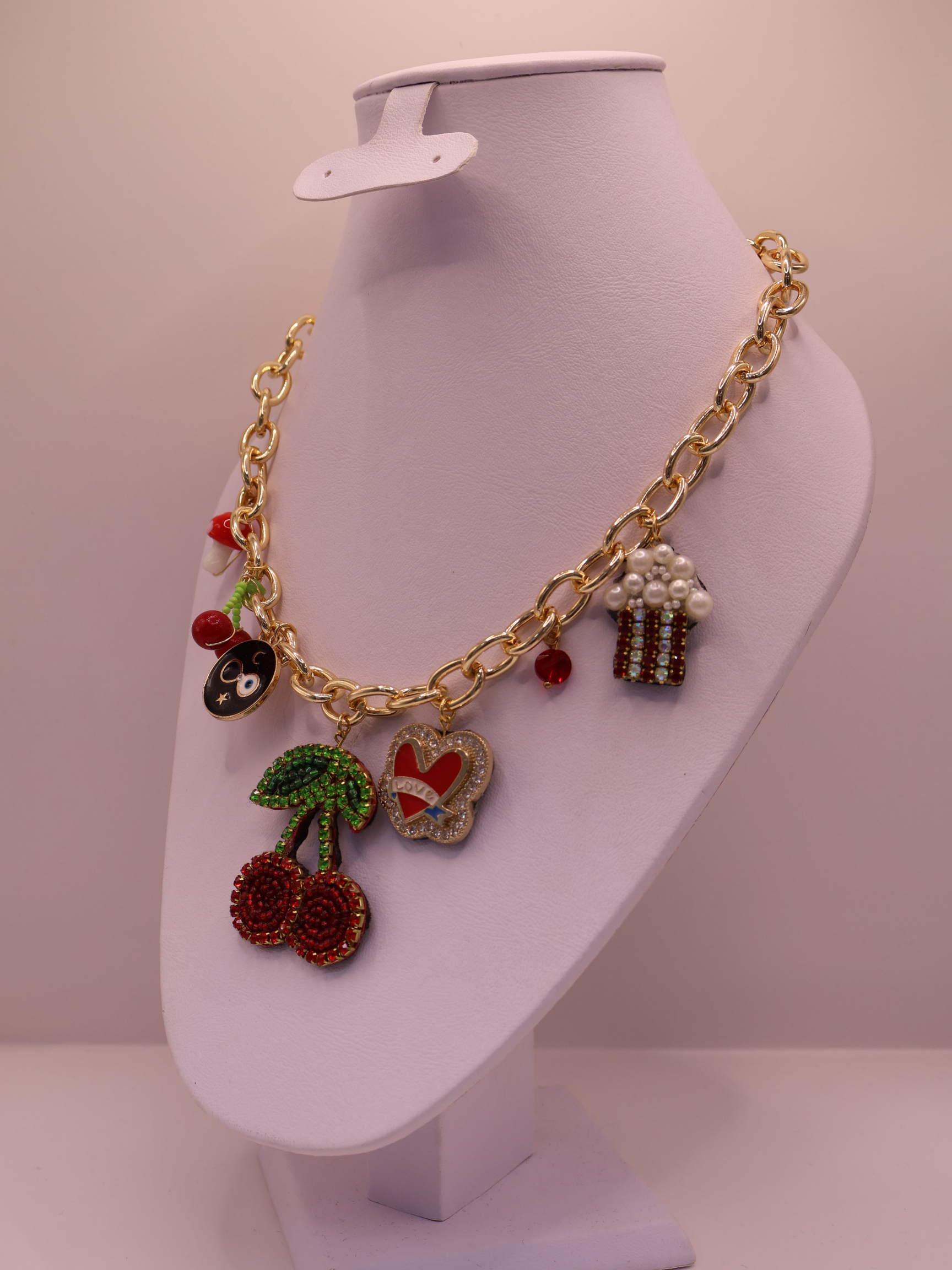 COLLAR ÚNICO COMO