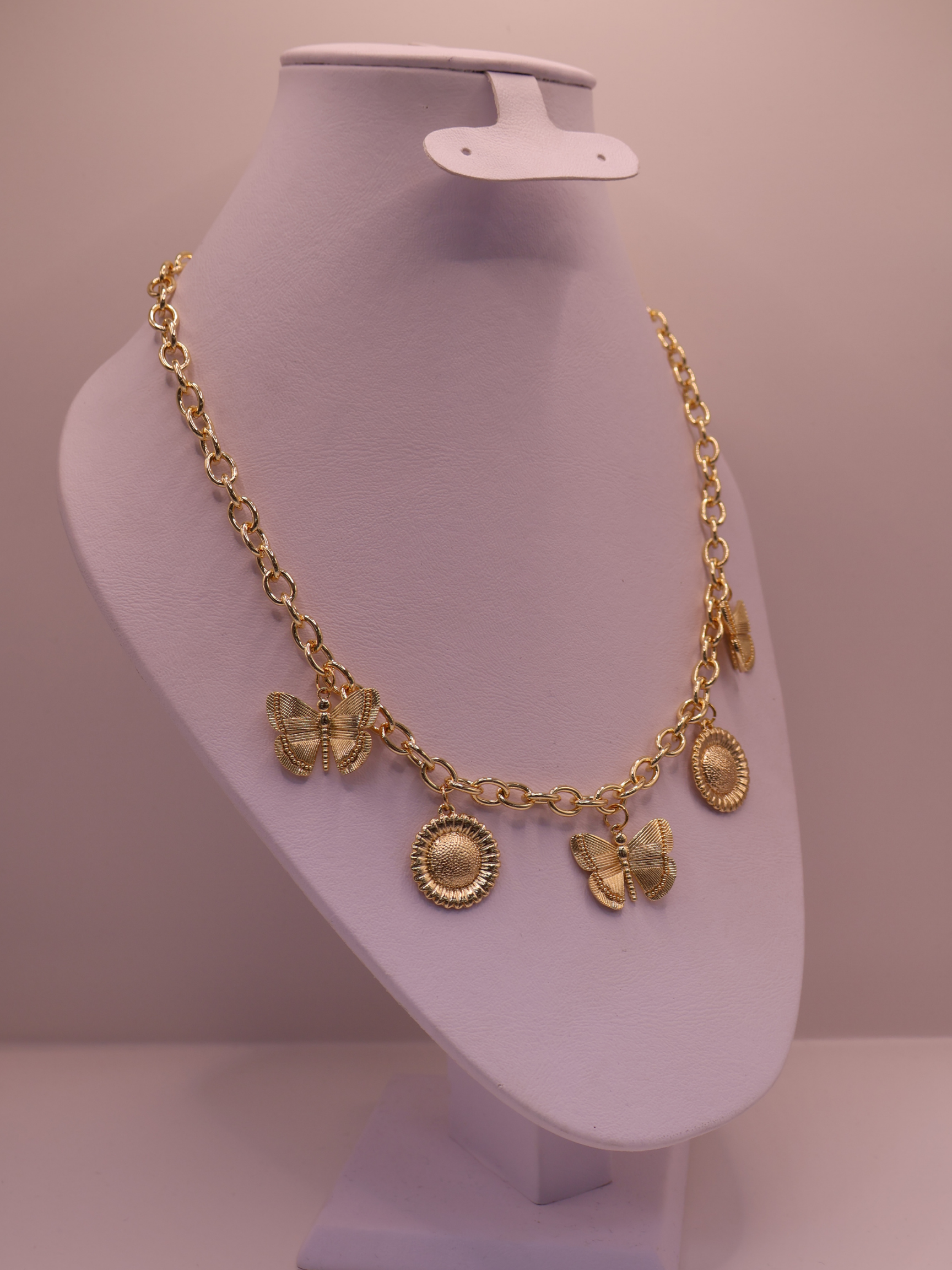 COLLAR ÚNICO BARI