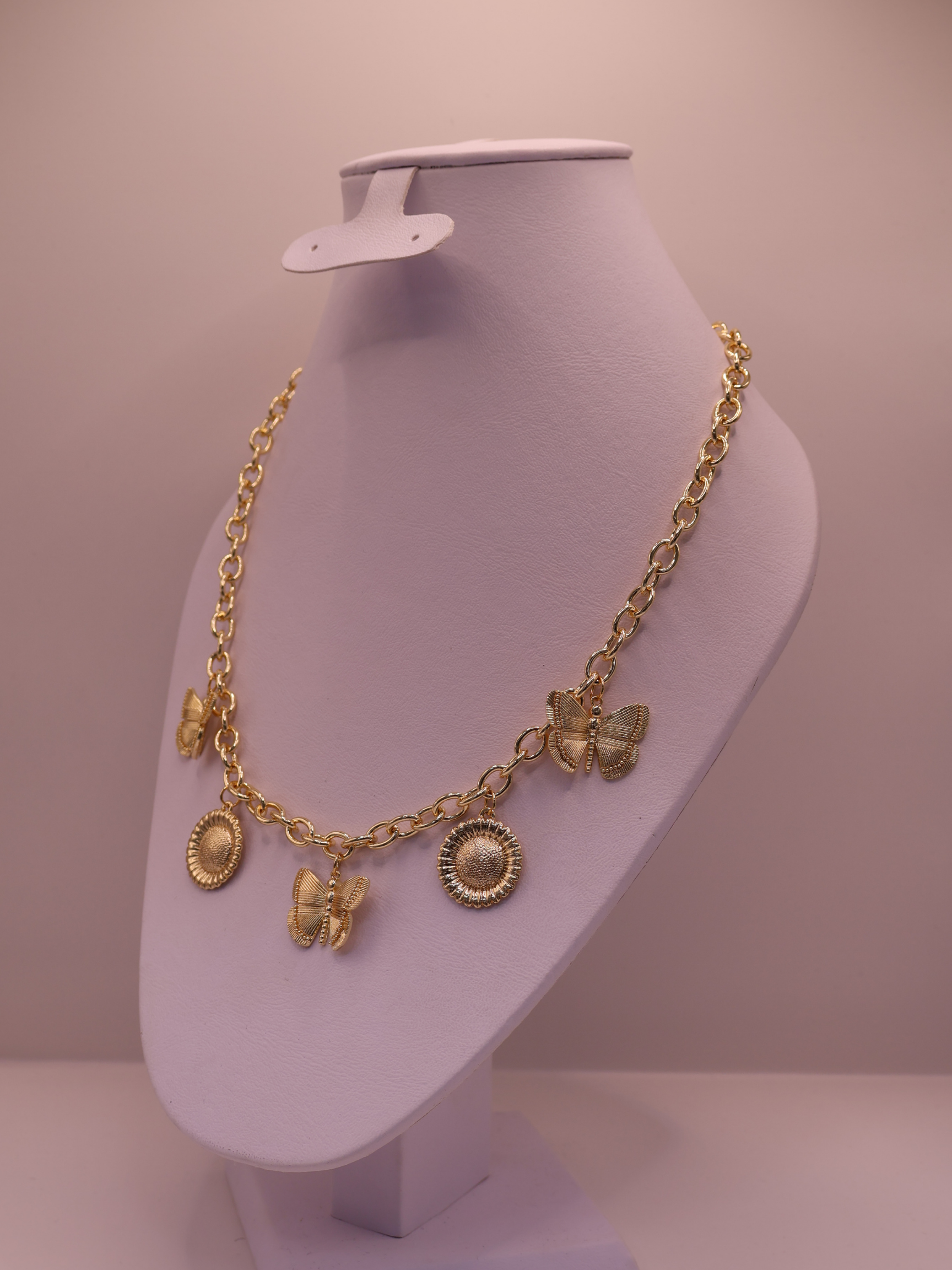 COLLAR ÚNICO BARI