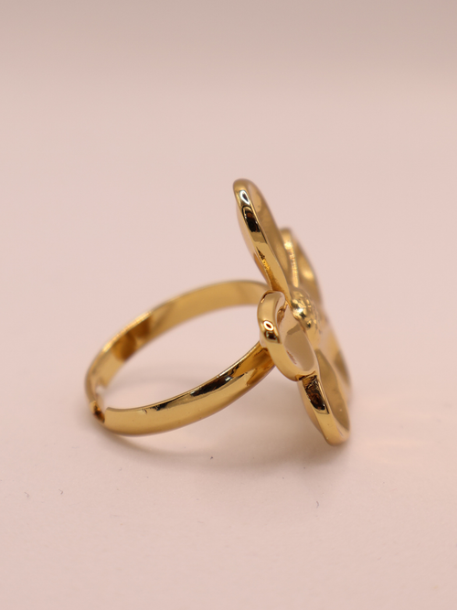 Anillo LARNACA