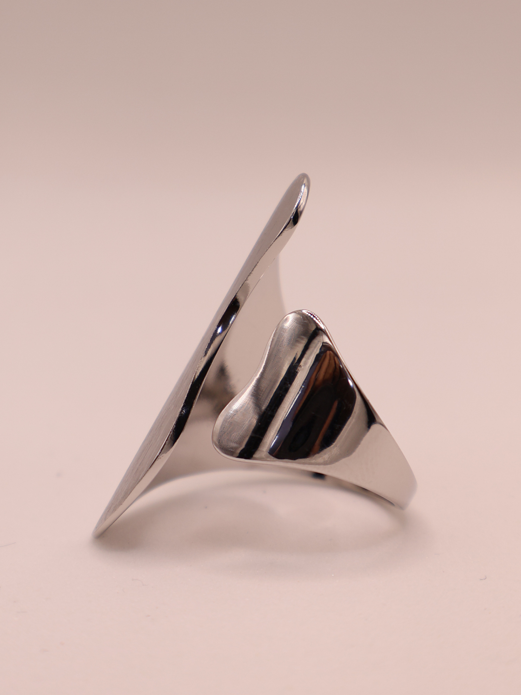 Anillo BYRON