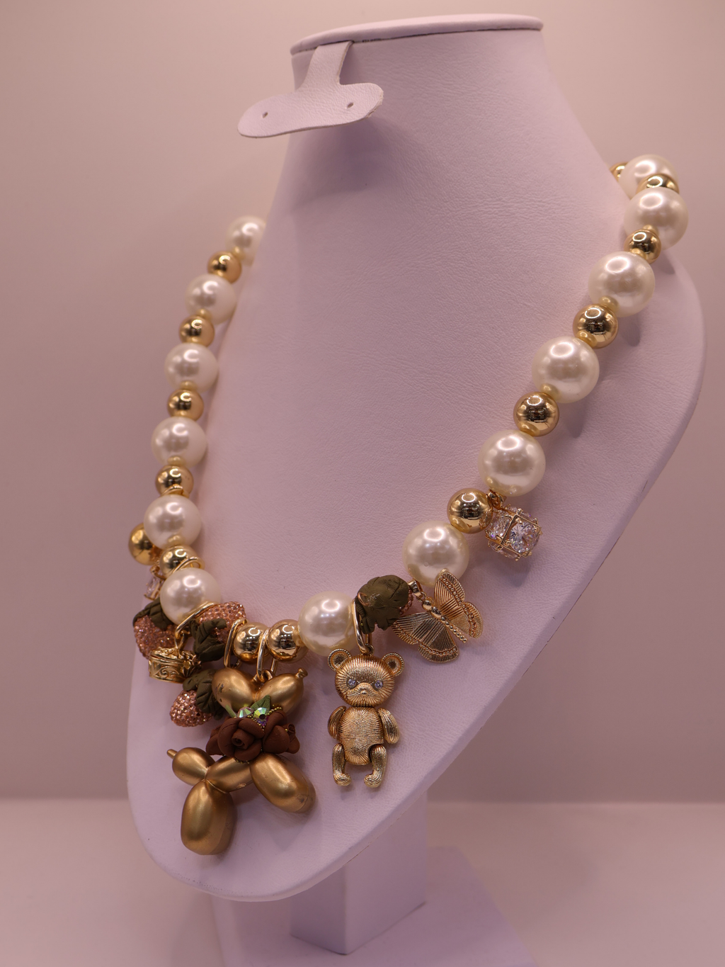COLLAR ÚNICO URBINO