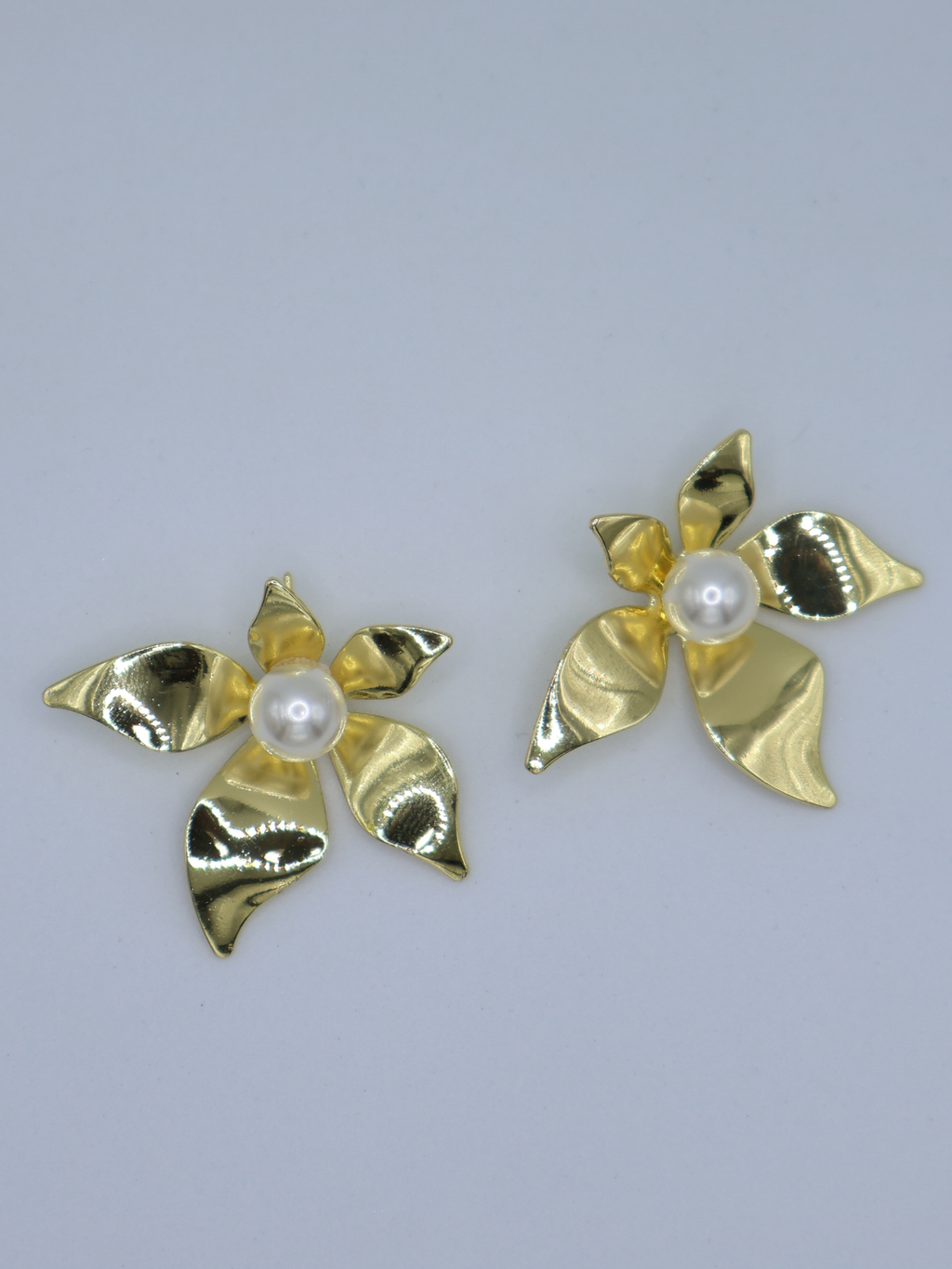 Aretes DUBAI
