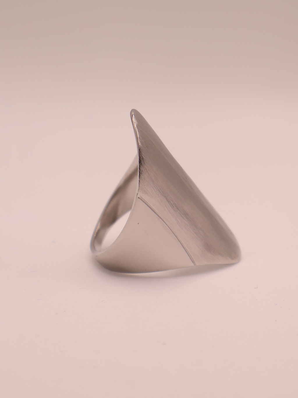 Anillo BYRON