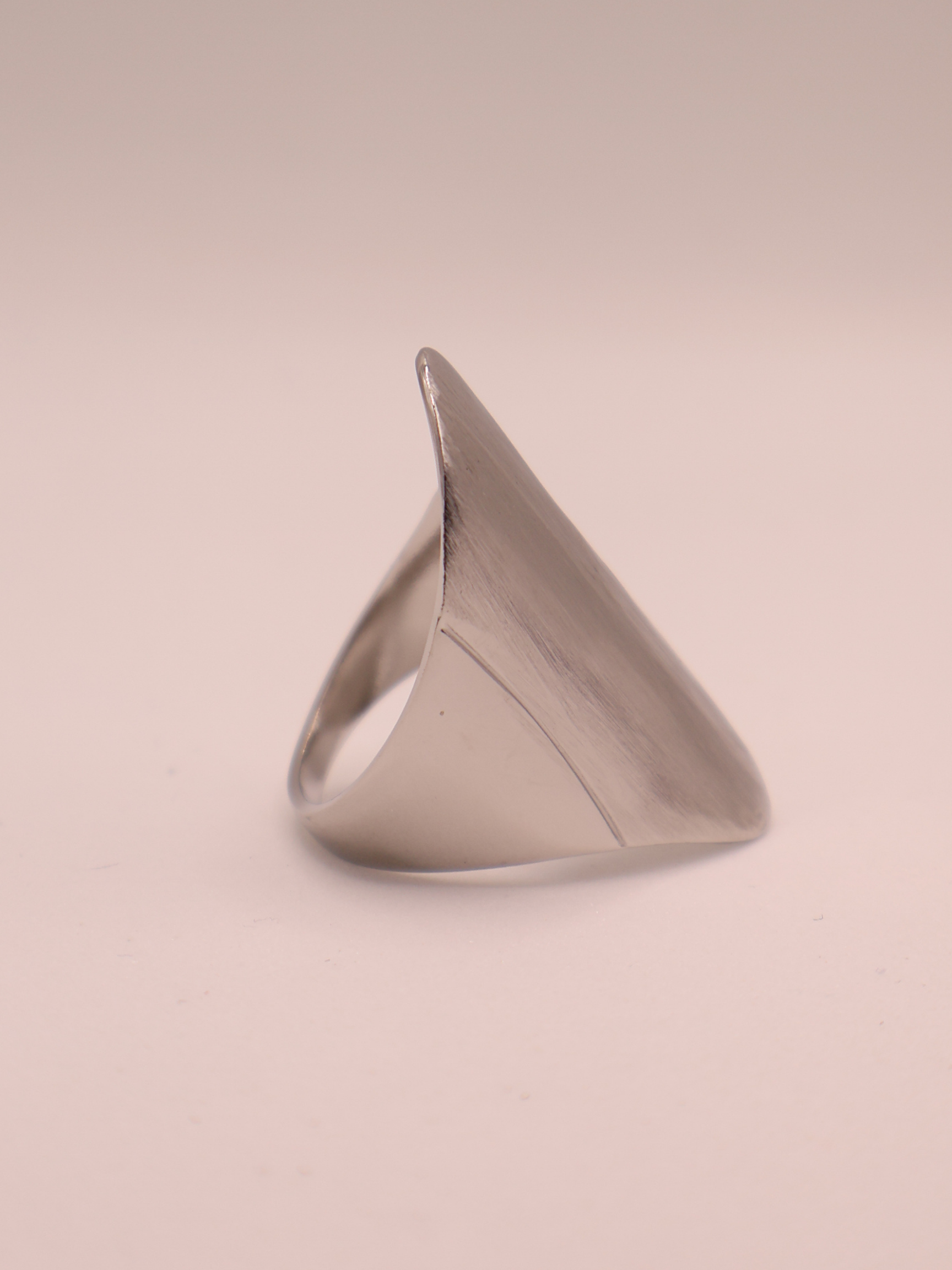 Anillo BYRON