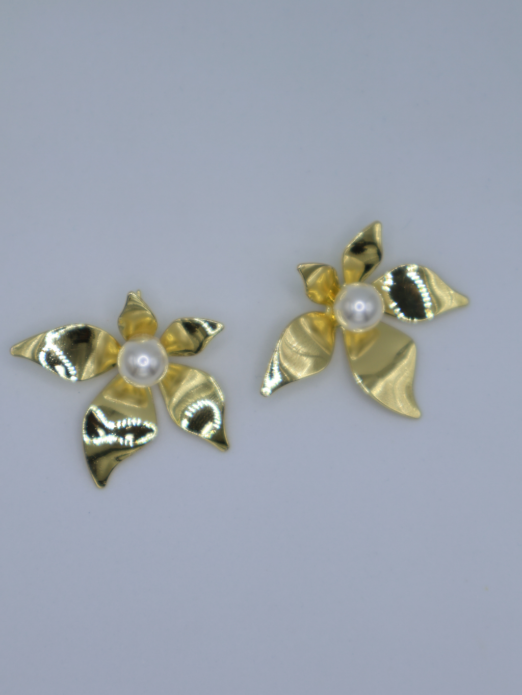Aretes DUBAI