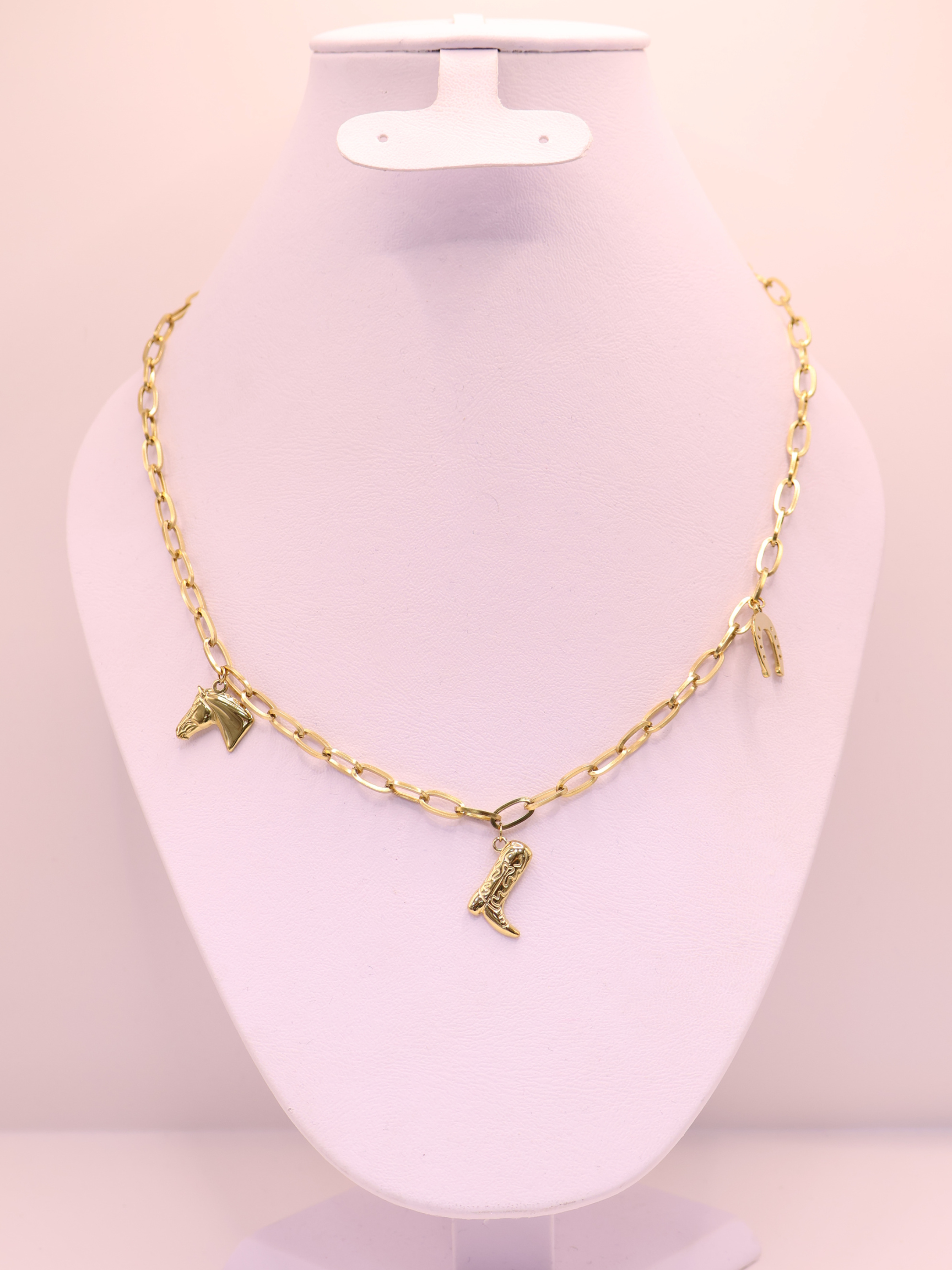 COLLAR 11