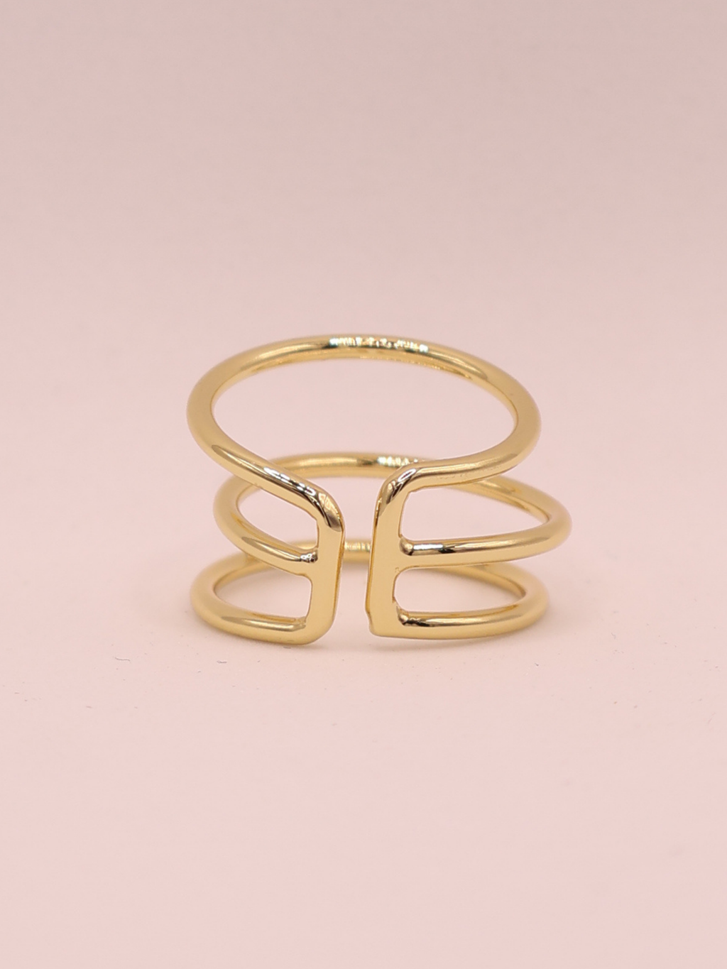 Anillo Azra