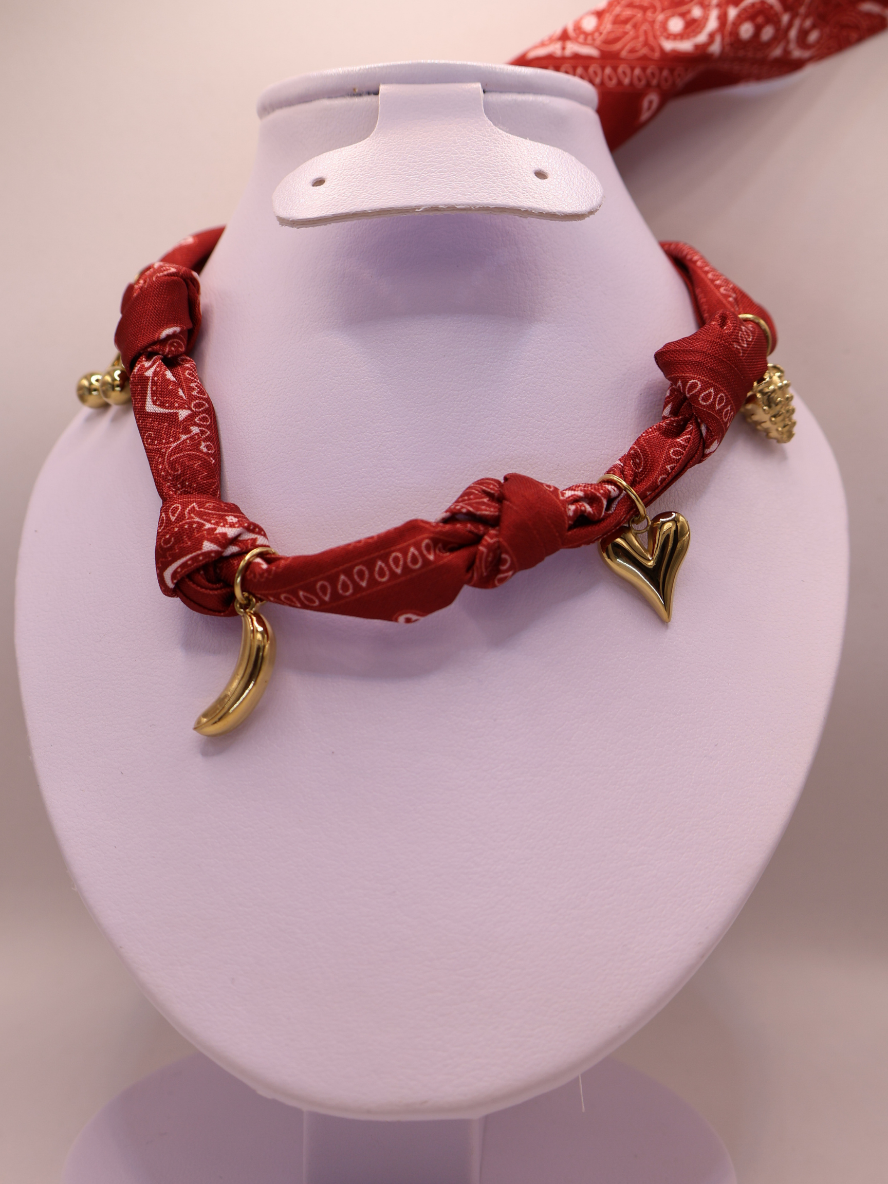Collar ERICE