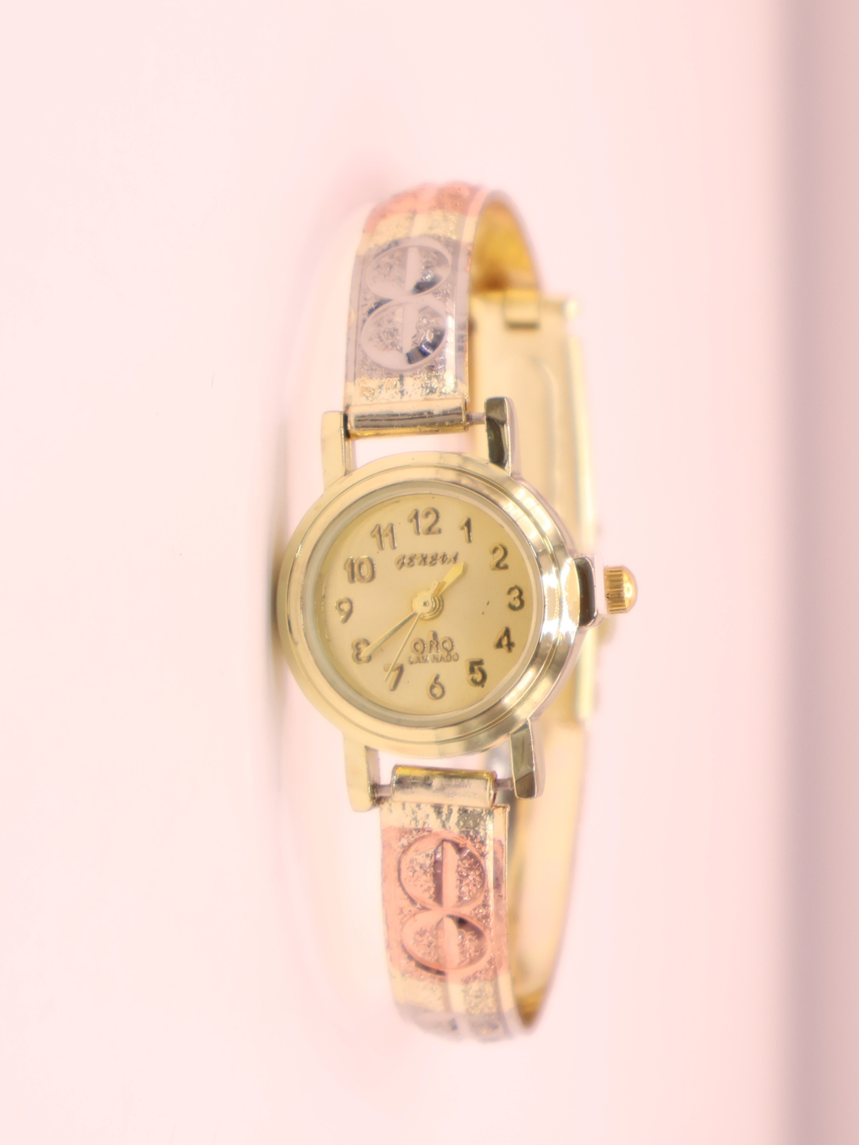 RELOJ LAMINADO 6