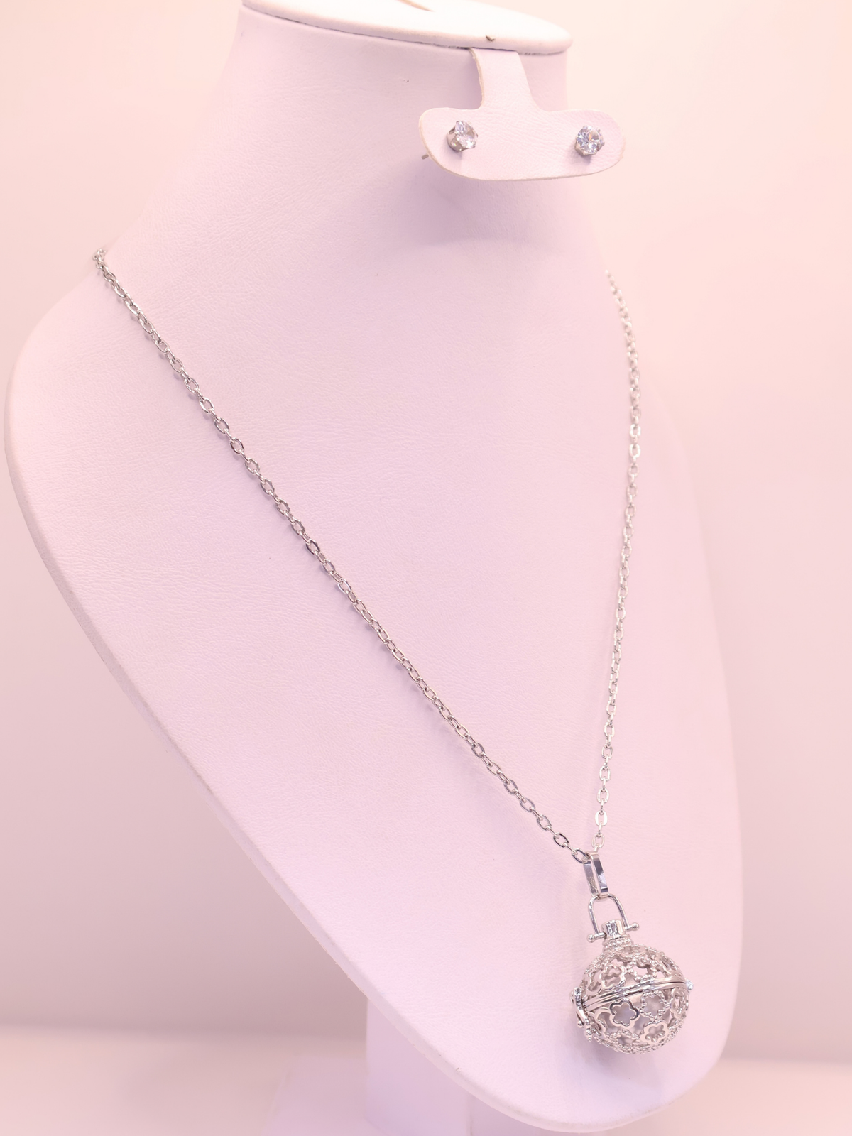 COLLAR LLAMADOR DE ÁNGEL 129