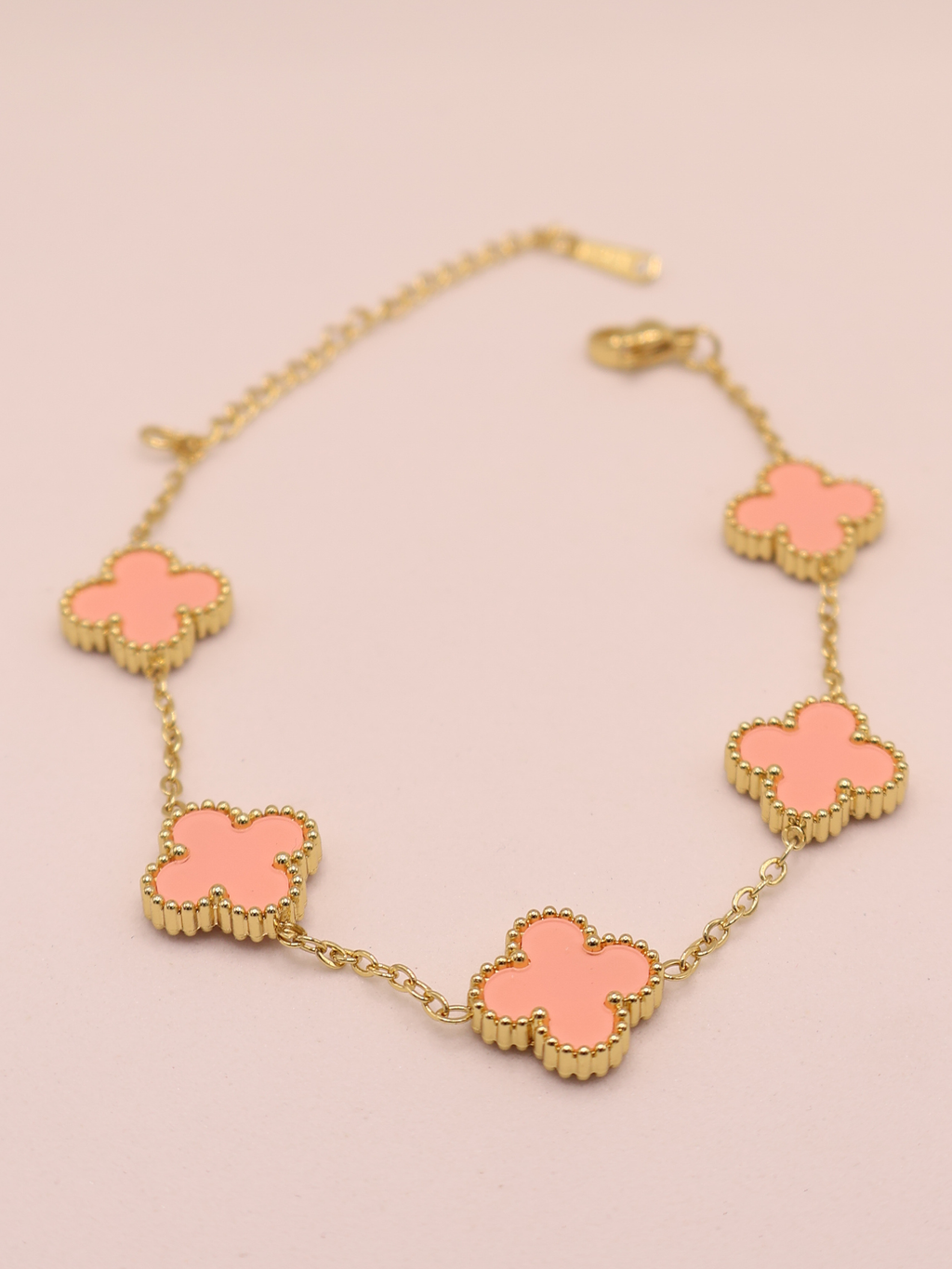 Pulsera de trebol rosa gde