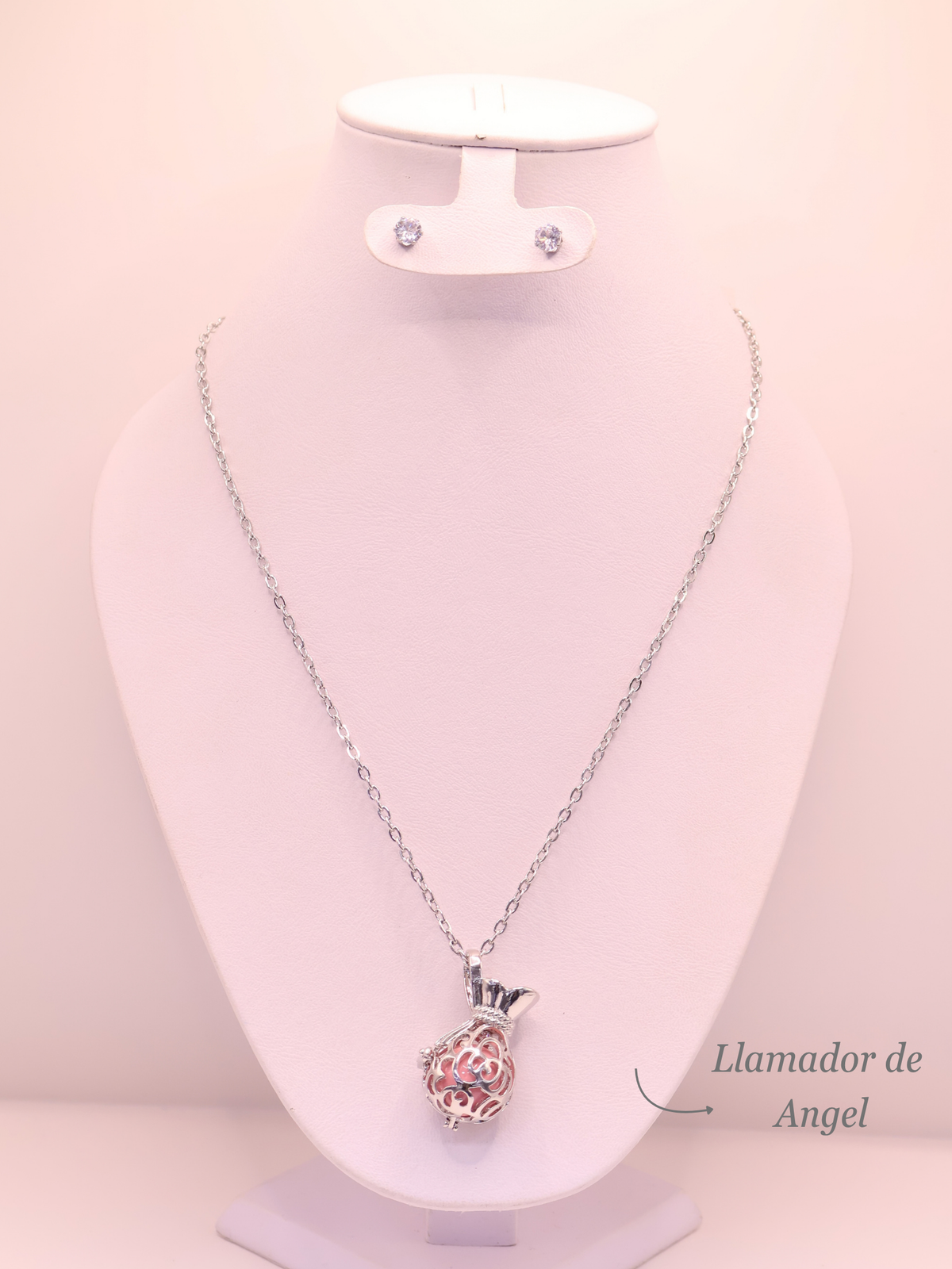 COLLAR LLAMADOR DE ÁNGEL 131