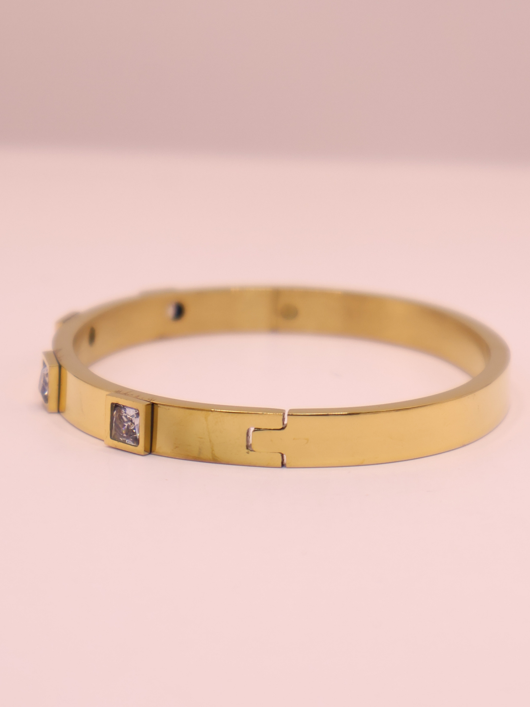 PULSERA 23