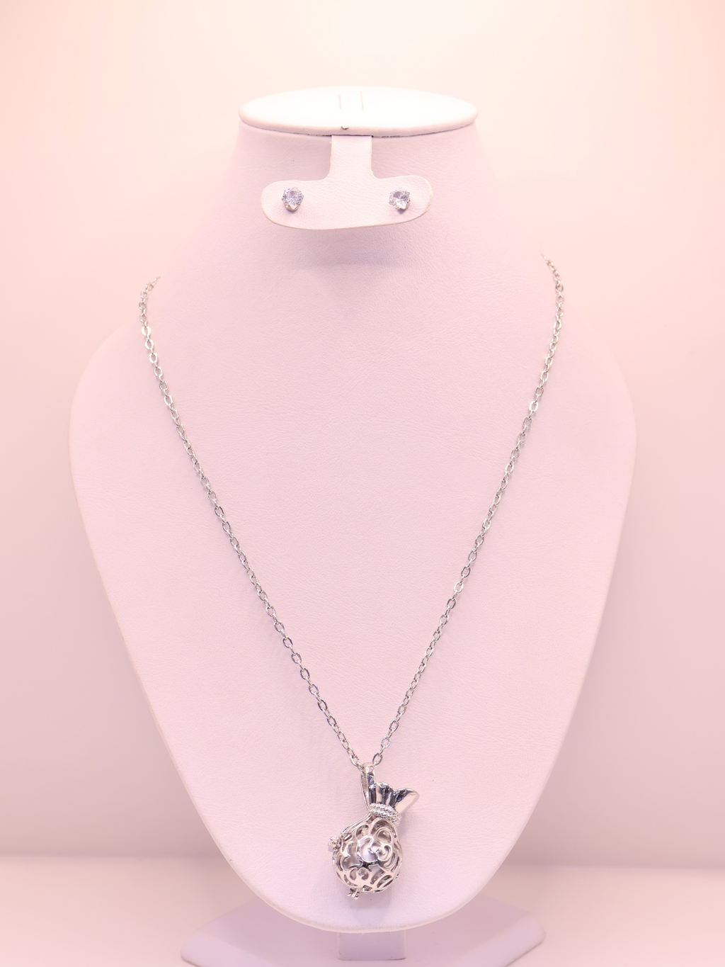 COLLAR LLAMADOR DE ÁNGEL 133