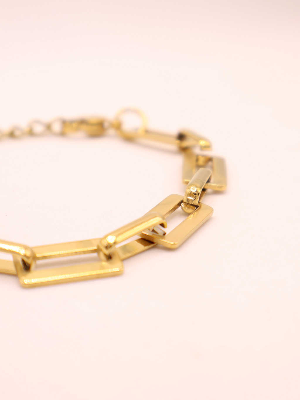 PULSERA LUGO