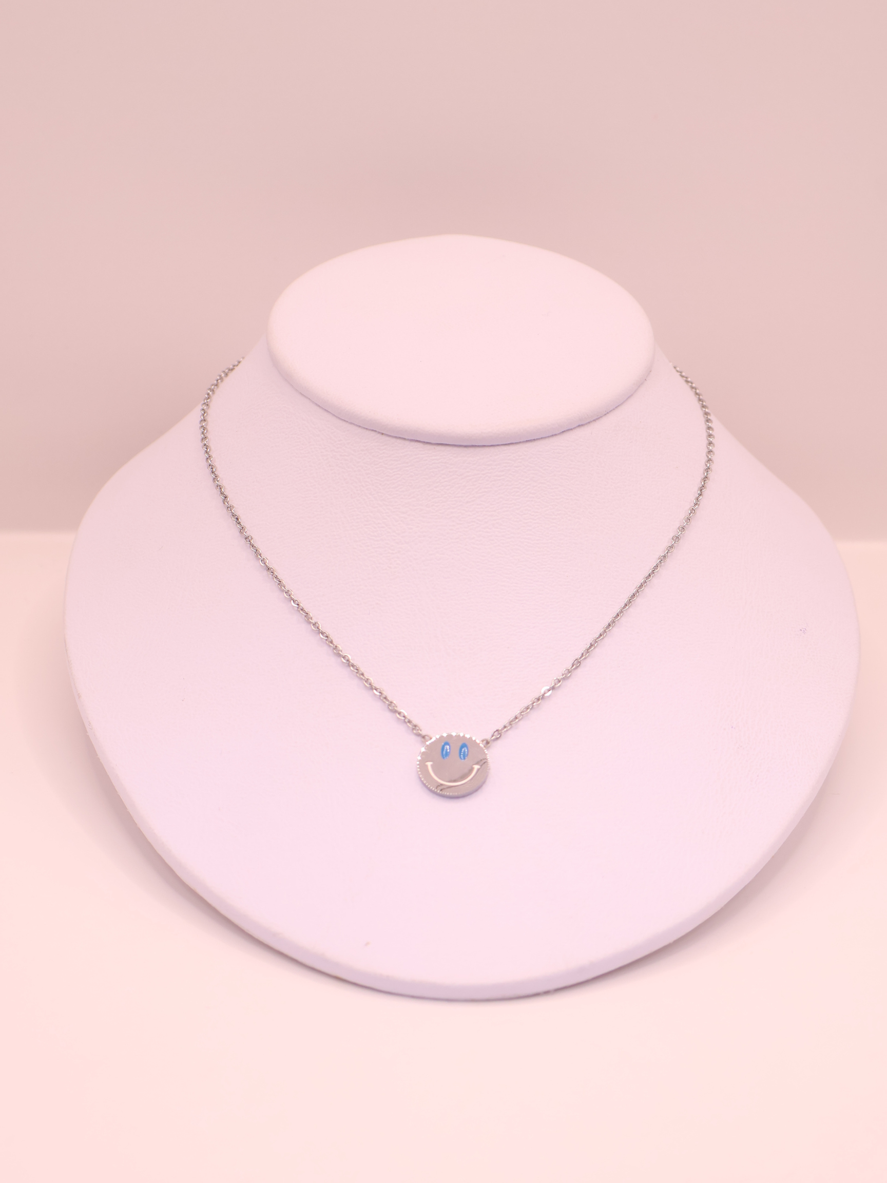 COLLAR 28