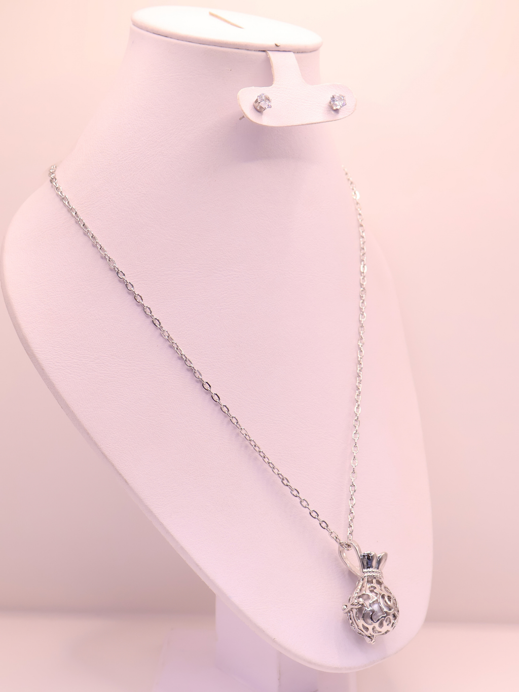 COLLAR LLAMADOR DE ÁNGEL 133