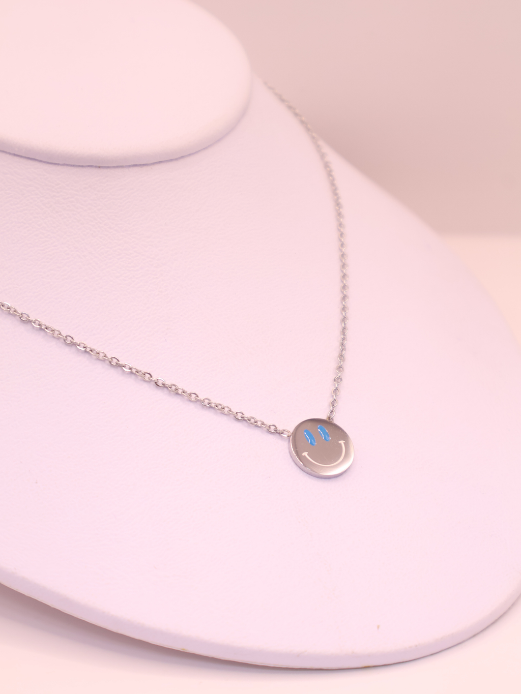 COLLAR 28
