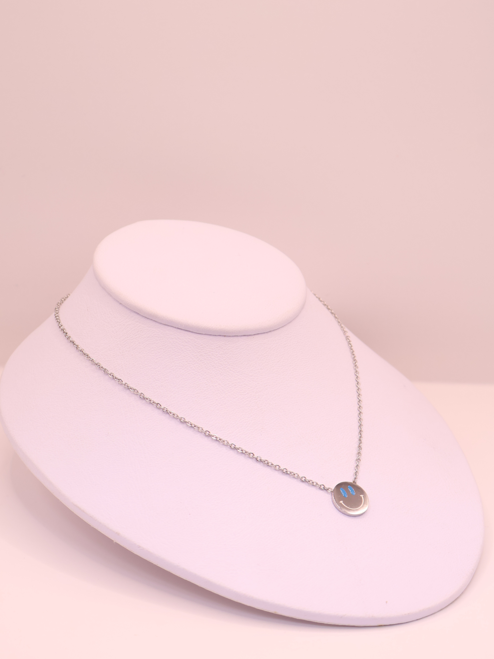 COLLAR 28