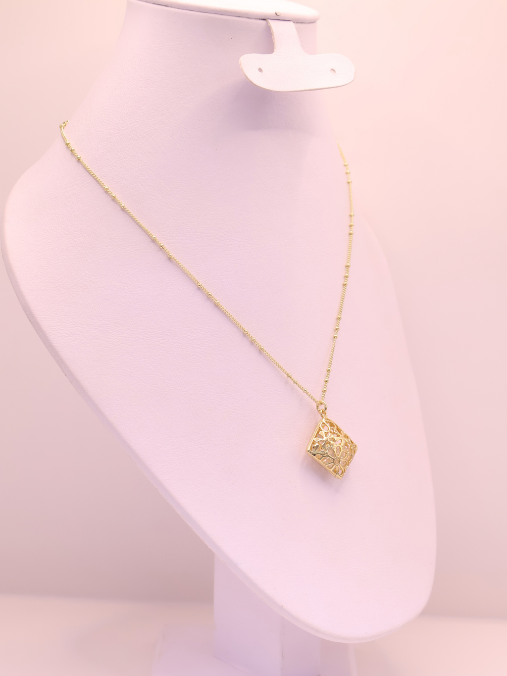 COLLAR LLAMADOR DE ÁNGEL 111
