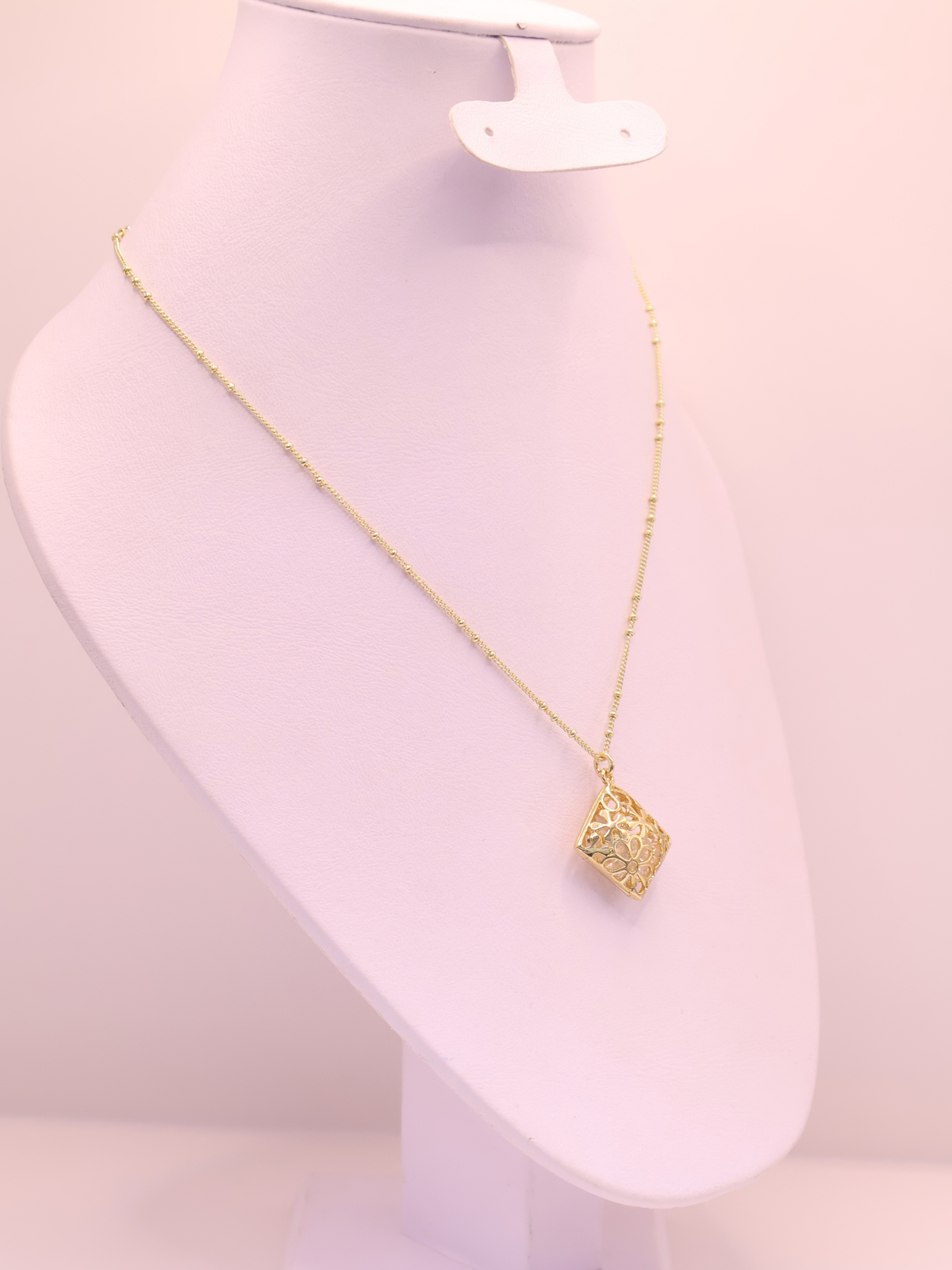COLLAR LLAMADOR DE ÁNGEL 111