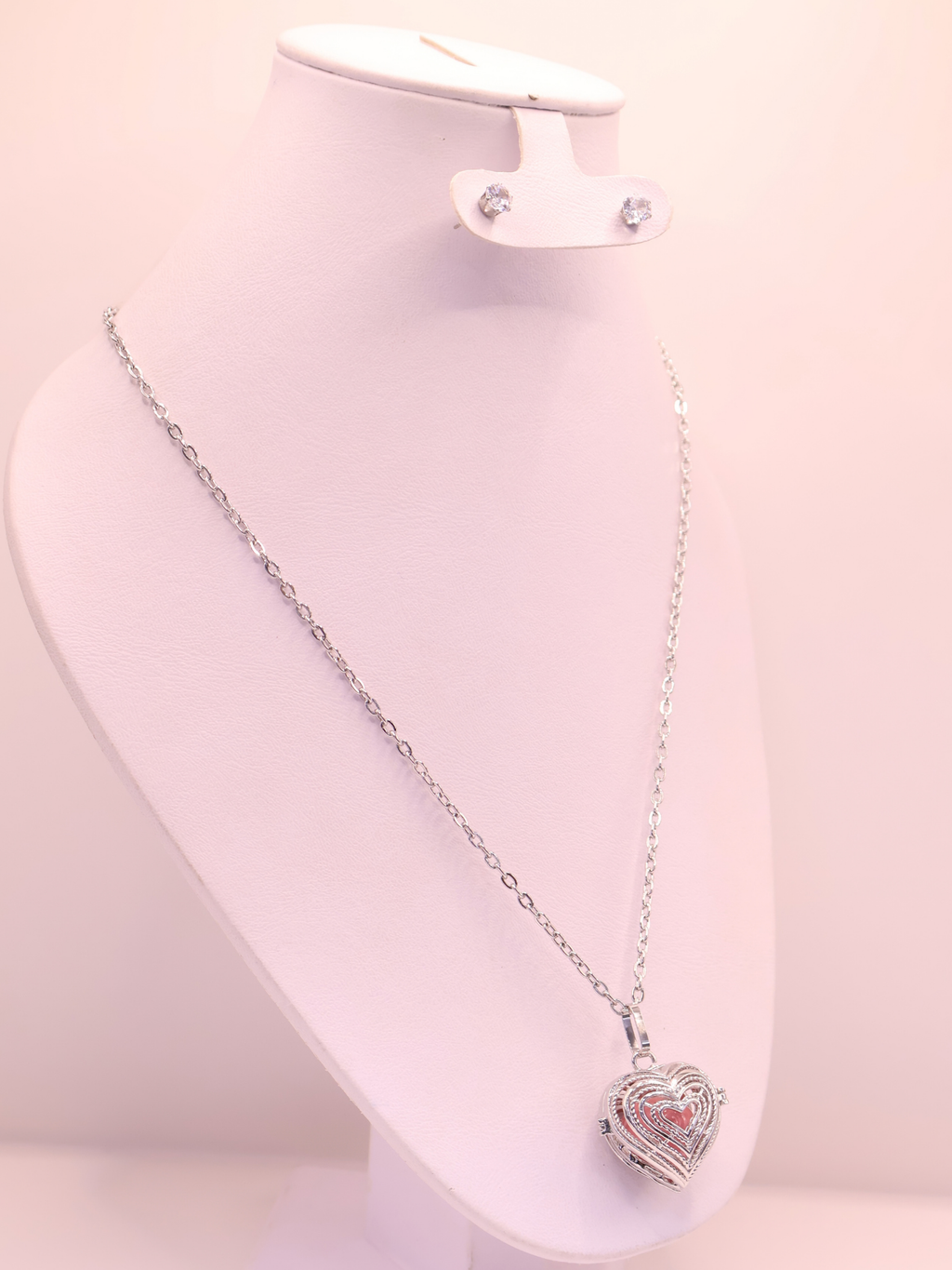 COLLAR LLAMADOR DE ÁNGEL 135