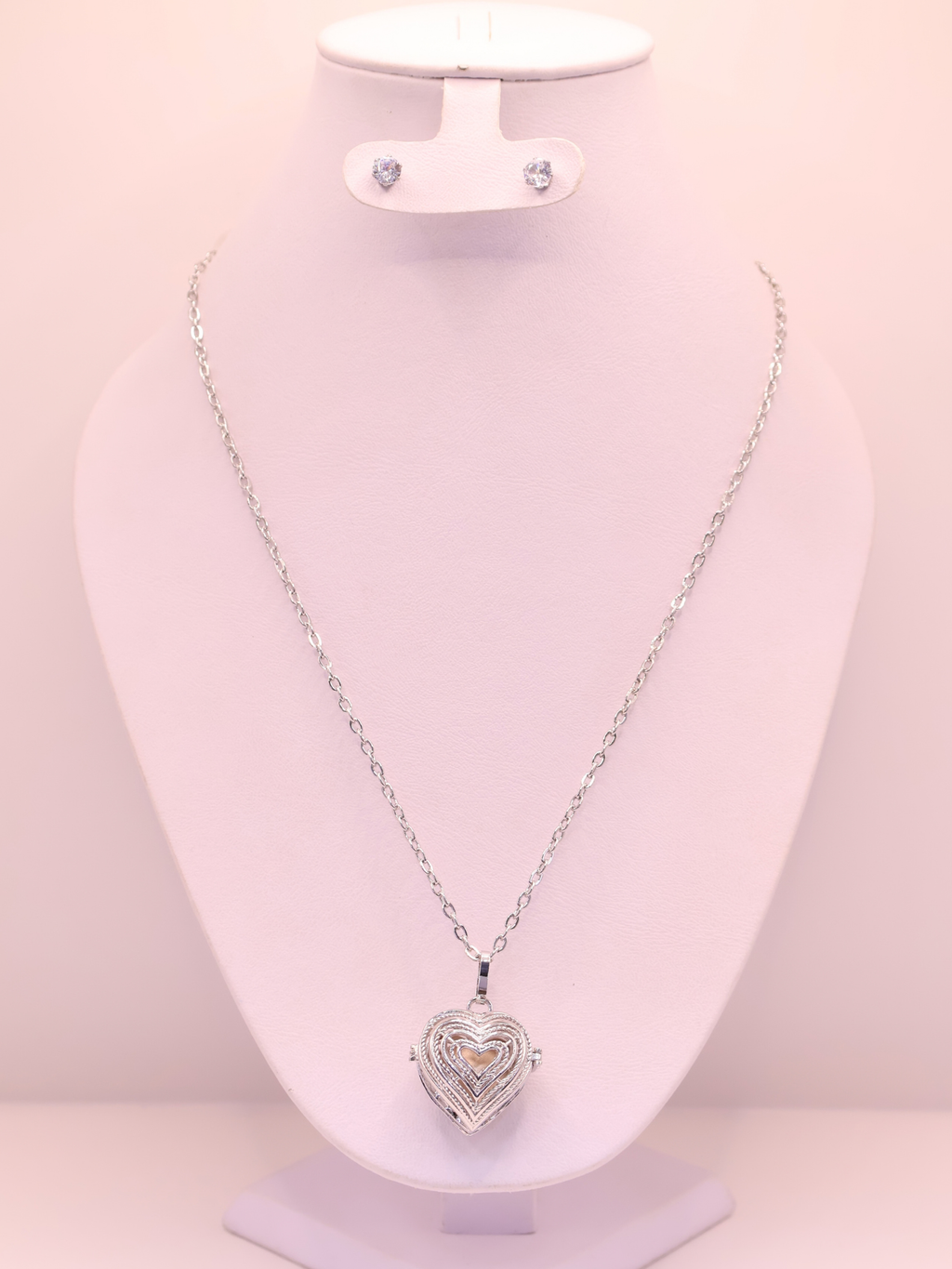 COLLAR LLAMADOR DE ÁNGEL 137