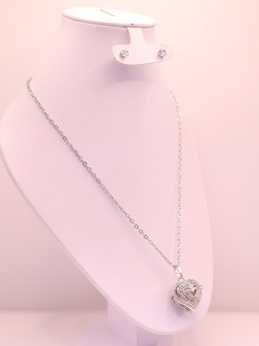 COLLAR LLAMADOR DE ÁNGEL 137