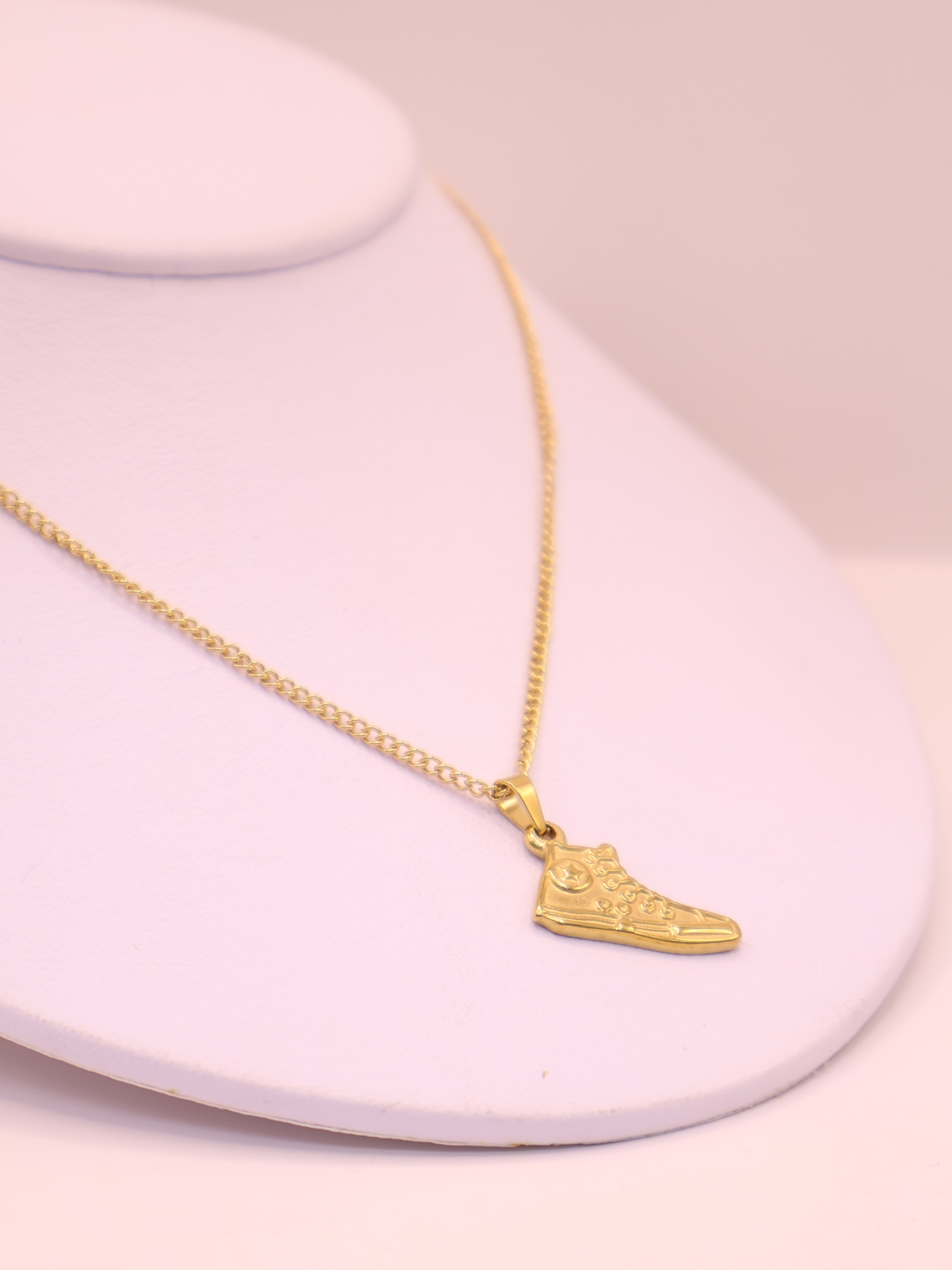 COLLAR 17