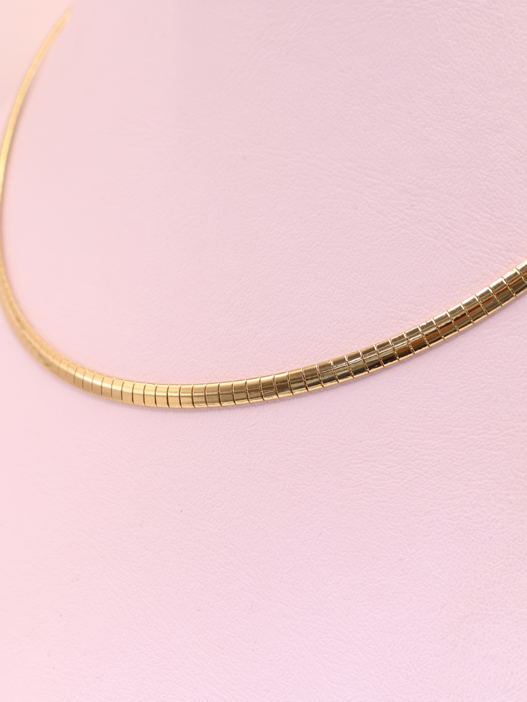 COLLAR OMEGA 9