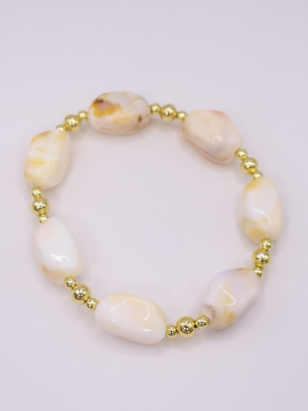 COLLAR 136