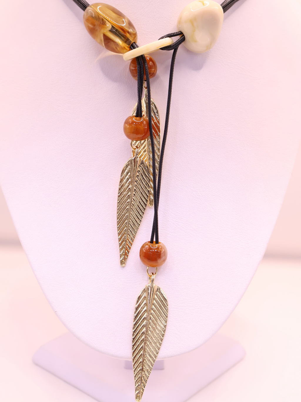COLLAR 107