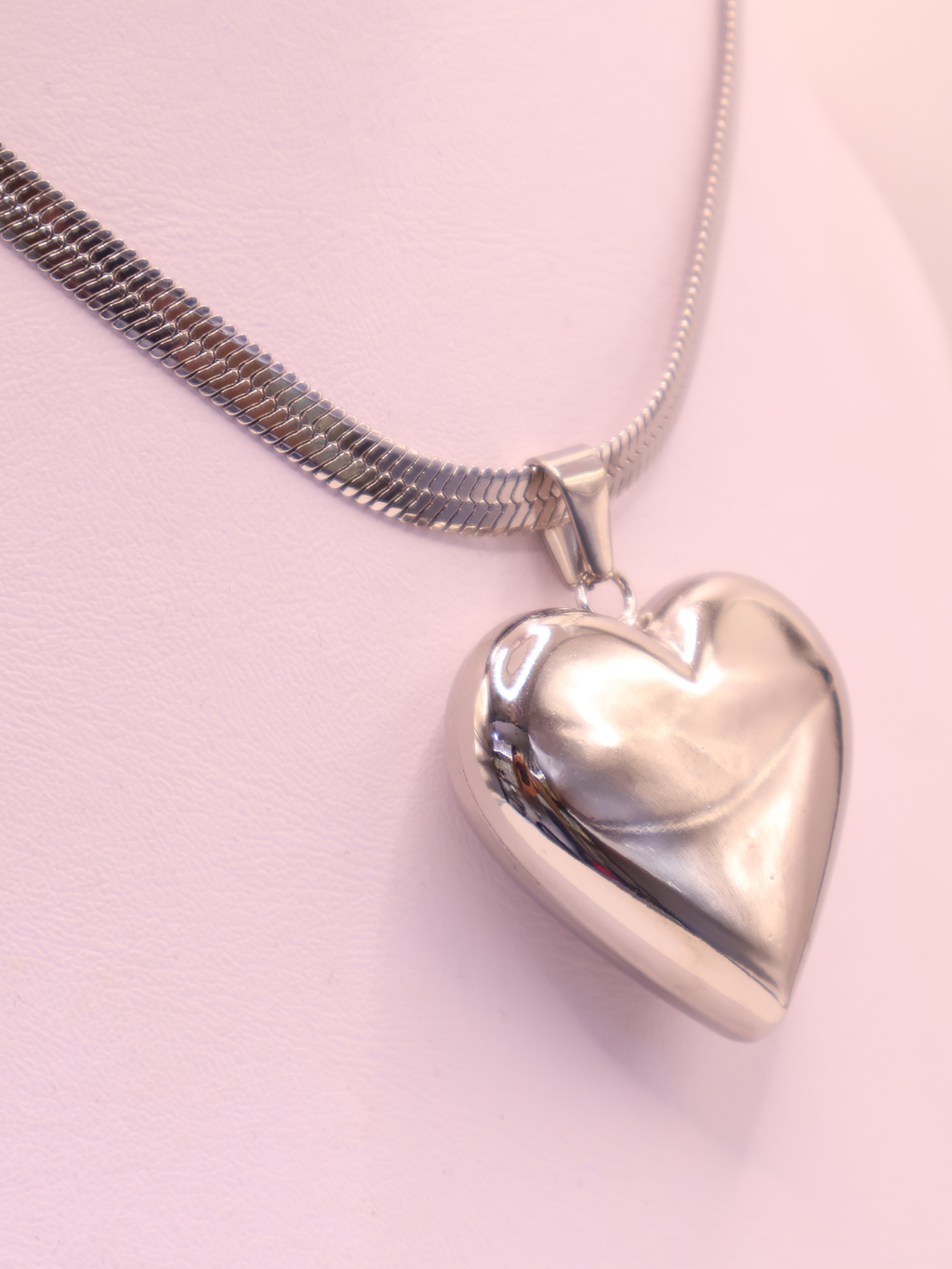 COLLAR 54