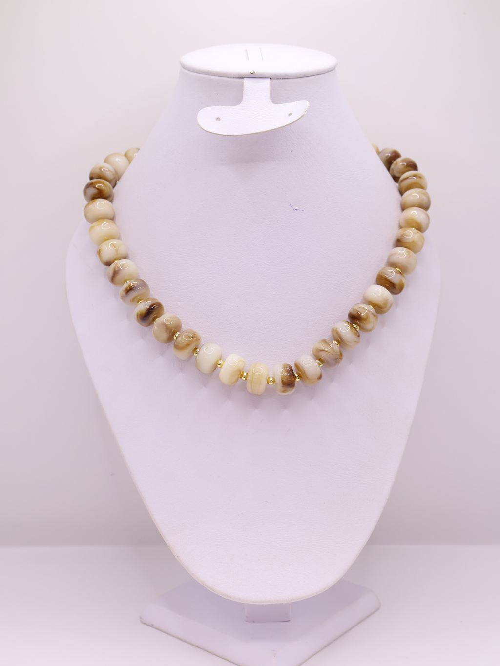 COLLAR 127