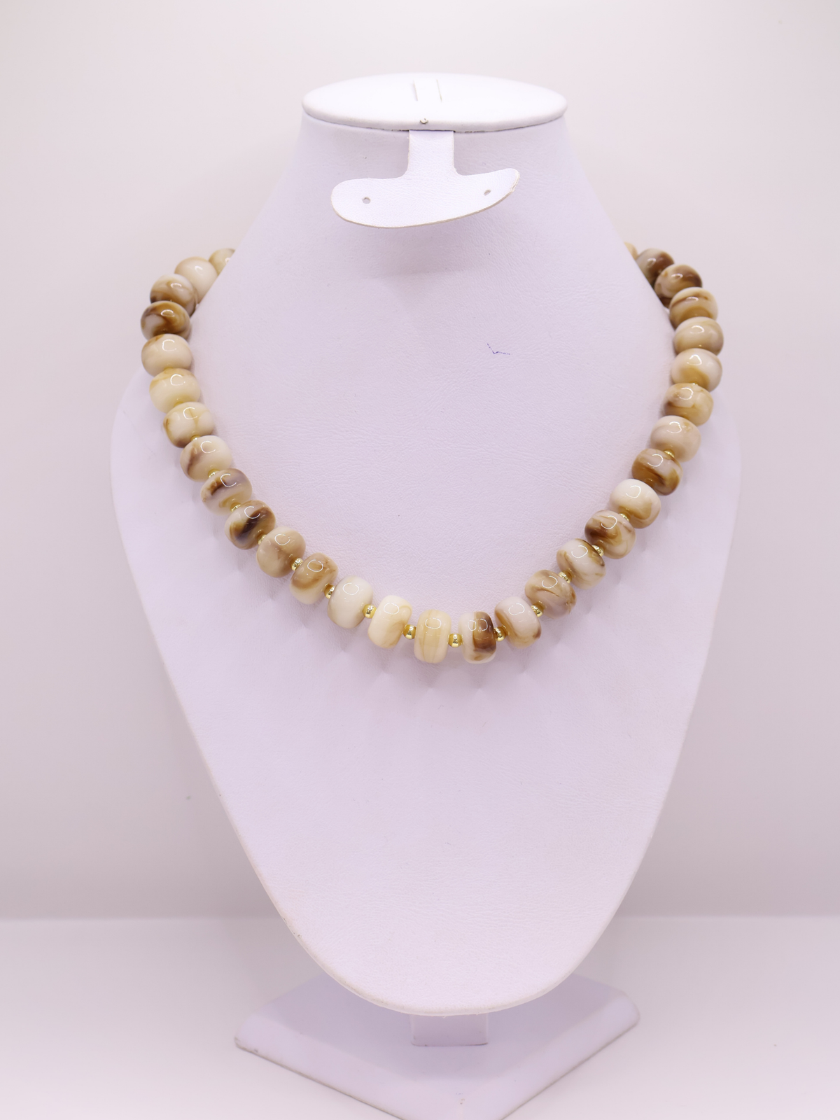 COLLAR 127