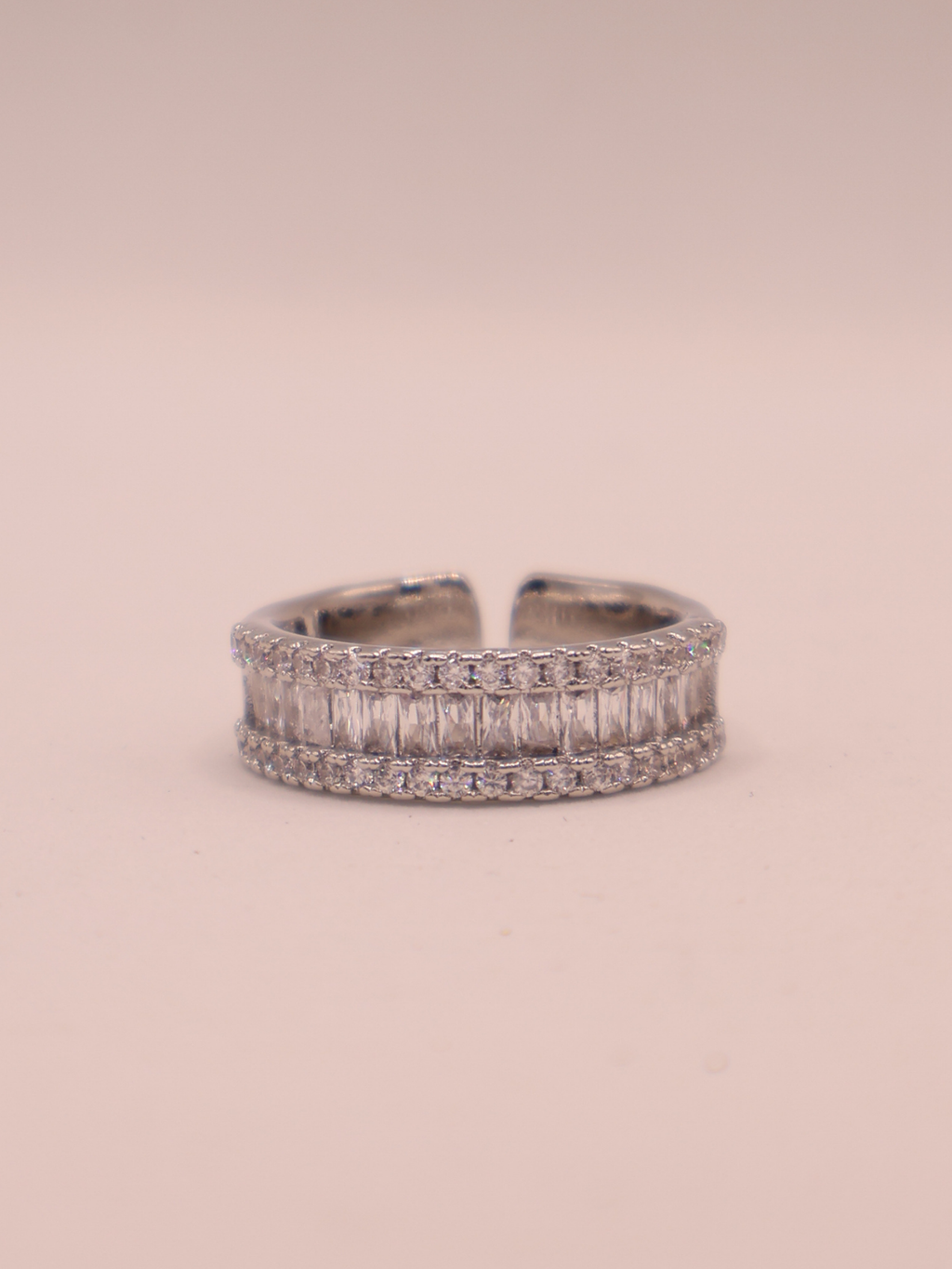 Anillo LECCE