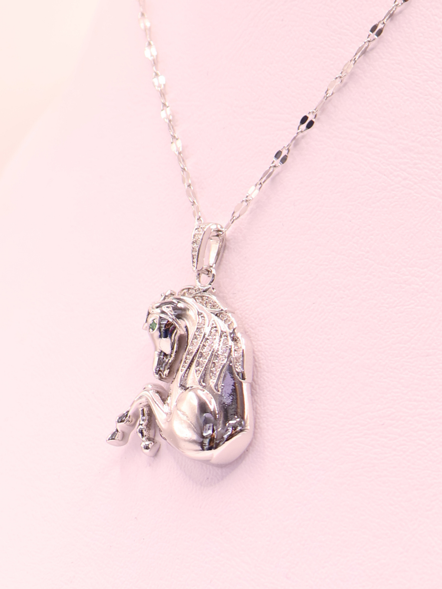 COLLAR ALORA